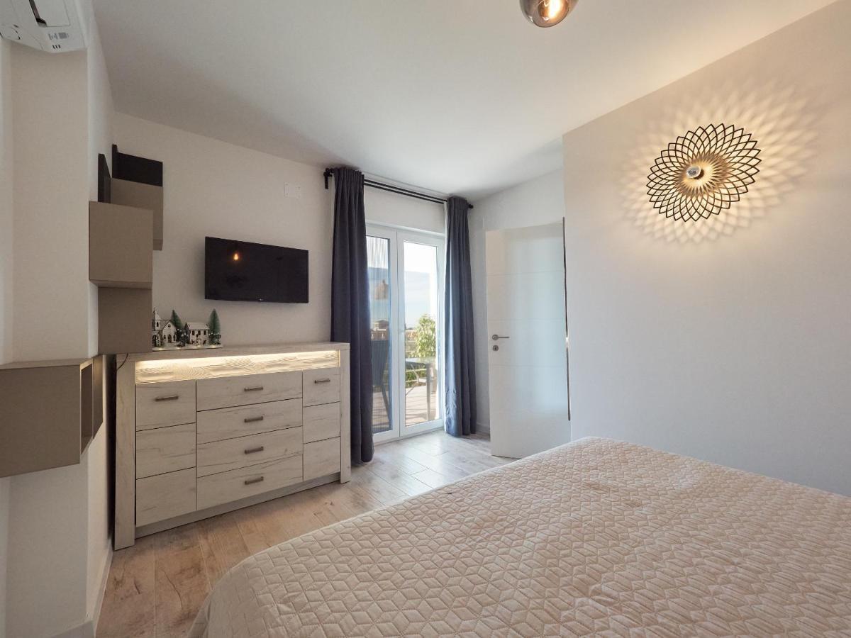 New Apartment Vivano V I D With Amazing View Замбратия Екстериор снимка